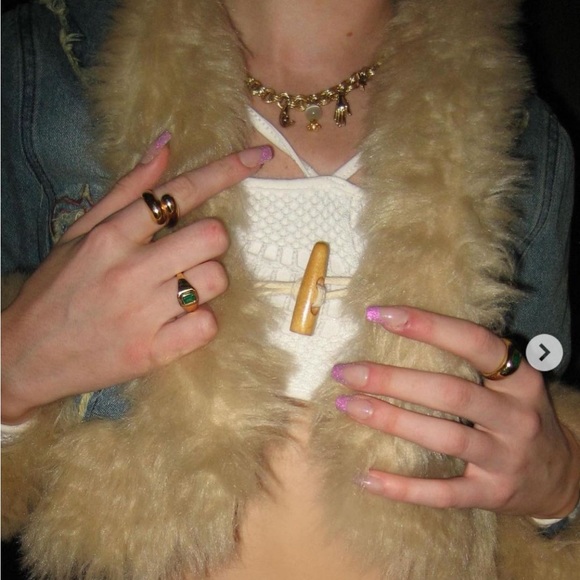 Petite Moments Vintage Inspired Charm Necklace - Picture 5 of 8